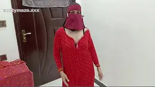 Desi MMS Desi Pakistani Beautiful Housewife Nude Dance - Aag Laga Di