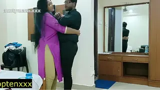 Hidden Cam Indian Hot housewife sex with clear Hindi Audio - Fresh MMS