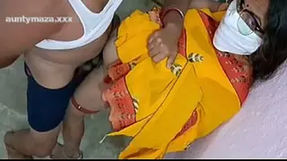 Hot Desi Northindian servant Aunty fucking