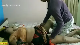 Just Leaked Indian devar bhabhi amazing hot sex! with hot talking! viral sex