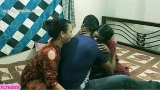 Just Leaked Indian shared her boyfriend with milf hot bhabhi !! Hot threesome sex with dirty audio