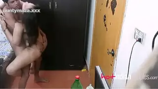 Leaked 720 Indian Bhabhi Ki Chudai | Indian Hot Couple Fucking - Aag Laga Di