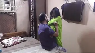 Leaked Indian devor bhabhi hidden sex romance going viral with hindi audio!! - Pura Nanga Show