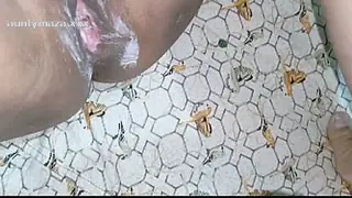Real Desi Bangla Beautiful Deshi Hot and sexy Bhabhi ko Hardly fuking her pussy Enjoy time video. - Private Nazara