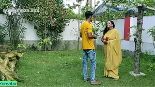 Viral Indian Hot Bhabhi Sex with Unknown Young Boy! Plz Cum Inside - Exclusive Update